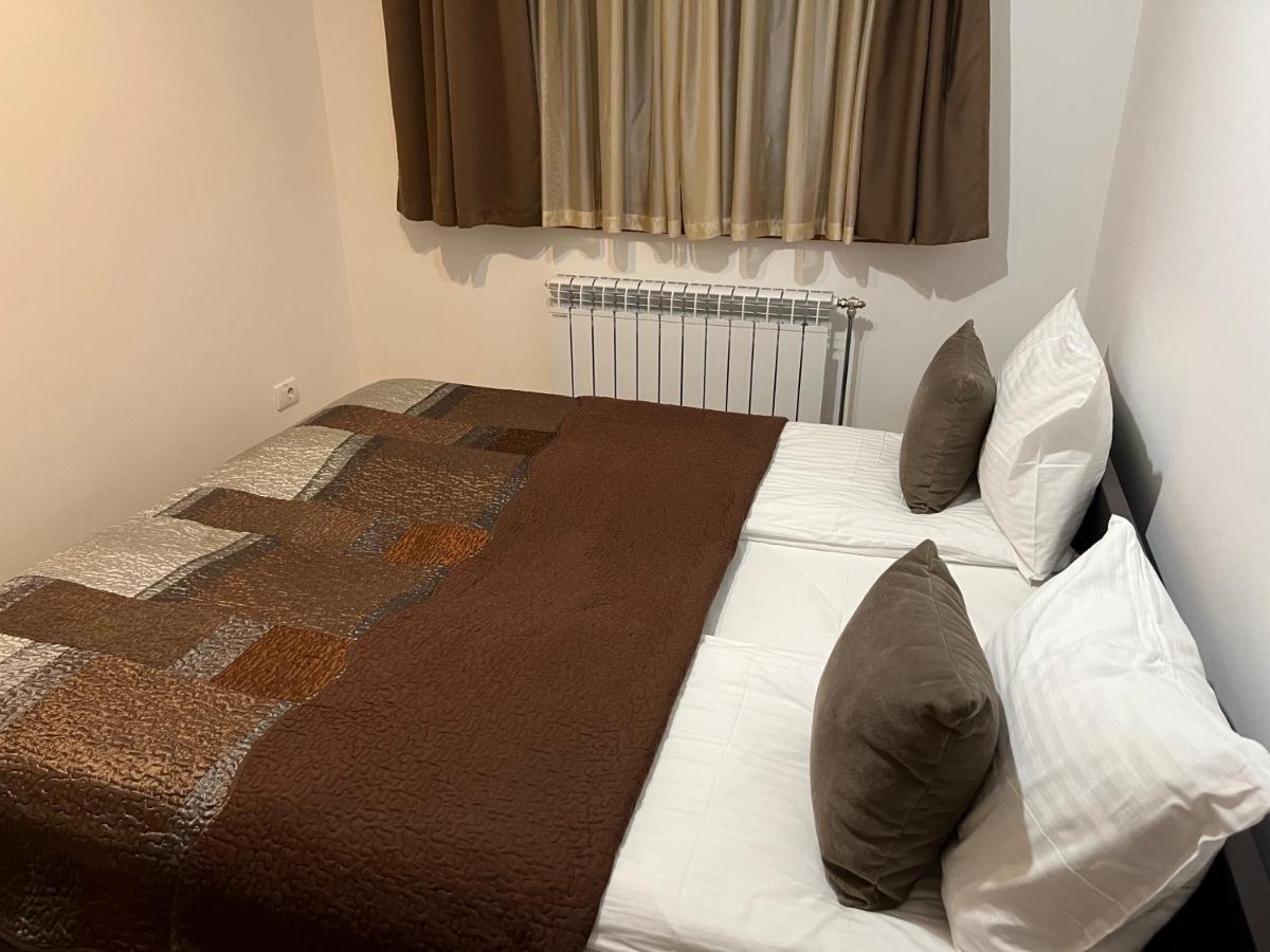 Family Apartmans Harry- Apartmans Of The Apart Hotel & Spa Zoned, Kopaonik - Special Benefit, Children Up To 13 Years Of Age Accompanied By Two Adults Stay For Free-Parking-Breakfast-Pool&Spa ภายนอก รูปภาพ