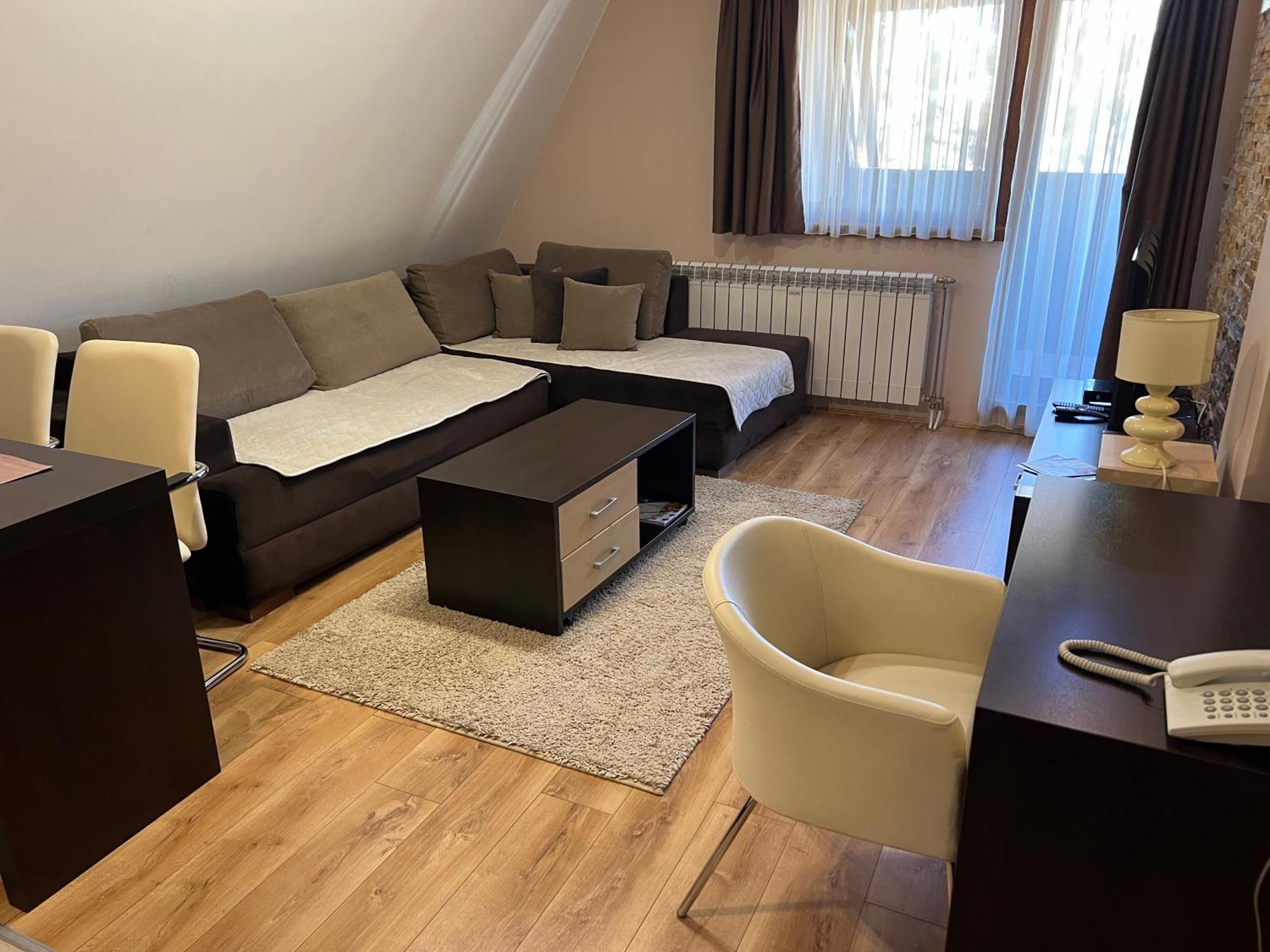 Family Apartmans Harry- Apartmans Of The Apart Hotel & Spa Zoned, Kopaonik - Special Benefit, Children Up To 13 Years Of Age Accompanied By Two Adults Stay For Free-Parking-Breakfast-Pool&Spa ภายนอก รูปภาพ